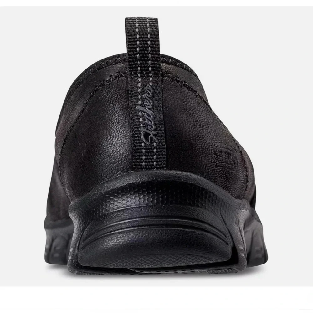 SKECHERS BLACK CASUAL WALKING SNEAKER
